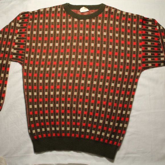 70s green, white, red vintage pattern sweater - Picture 5 of 7